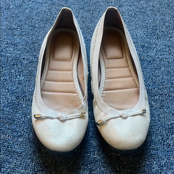 Kelly & Katie Shoes - Kelly & Katie Cream Textured Flats